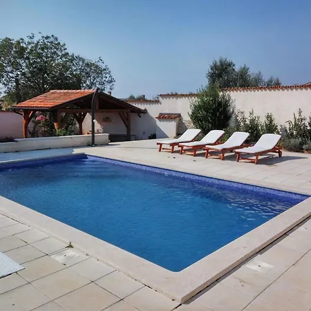Holiday home House In With Pool Near Valsaline *