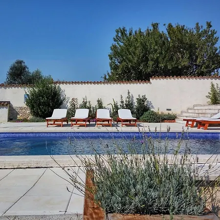 House In With Pool Near Valsaline Holiday home