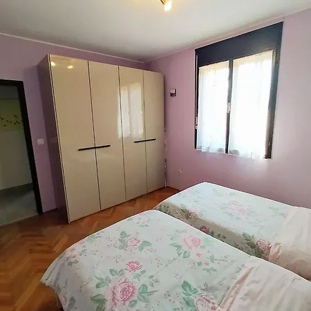 Holiday home House In With Pool Near Valsaline